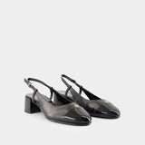 Cap Toe Sandals - Tory Burch - Leather - Black