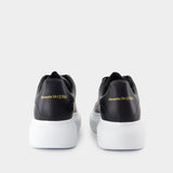 Oversize sneakers - Alexander Mcqueen - Leather - Black/White