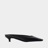 Square Kitten Pumps - TOTEME - Leather - Black