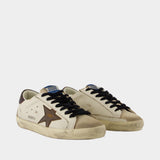 Super Star Sneakers - Golden Goose Deluxe Brand - Leather - White