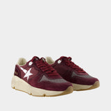 Running Sneakers - Golden Goose Deluxe Brand - Synthetic - Burgundy
