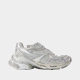 Runner 2 Sneakers - Balenciaga - Synthetic - White