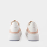 Sneakers Oversized - Alexander McQueen - Leather - Pink