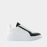 Oversized Sneakers - Alexander McQueen - Leather - White