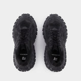 Defender Sneakers in Black Leather