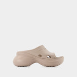 Pool Crocs Slide Rub in Beige