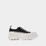 Tread Slick Sneakers - Alexander Mcqueen - Black/White - Canva