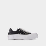 Oversize Sneakers in Black & Silver Leather