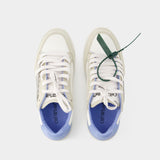 5.0 Off Court Sneakers - Off White - Leather - Light Blue