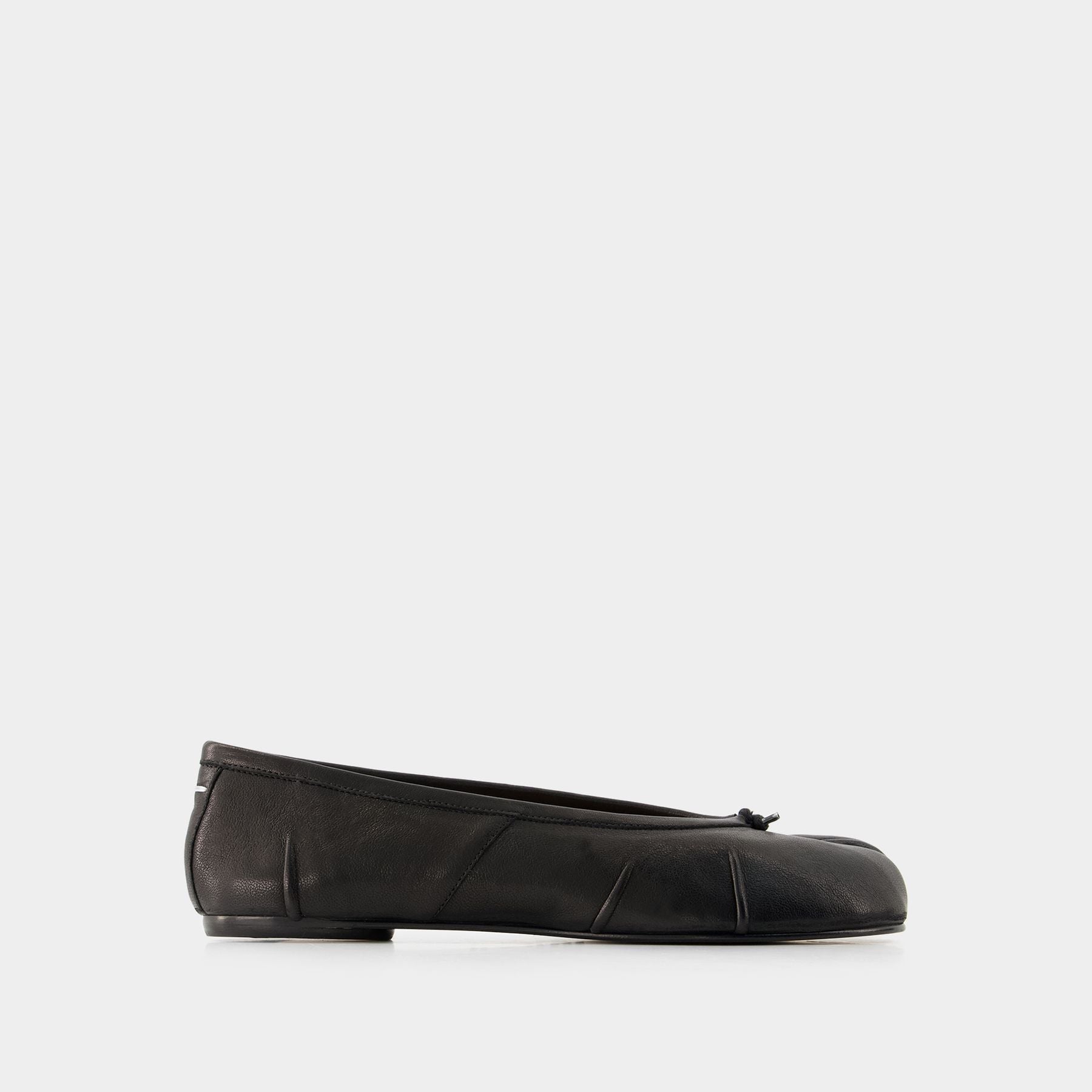 Maison margiela flat sales shoes