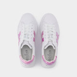 Rebel H562 Allacciato Sneakers in White and Pink Leather
