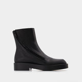Ernest Ankle Boots in Black Leather