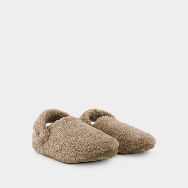 Classic Cozzzy Sandals - Crocs - Synthetic - Brown