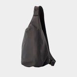 Tuck Sling M Crossbody - YOHJI YAMAMOTO - Leather - Black