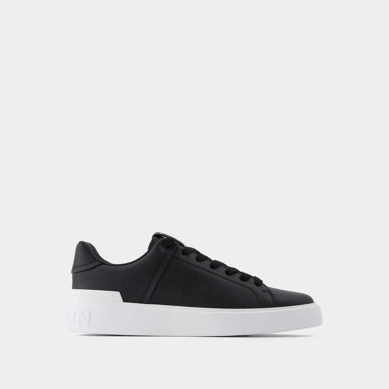 B Court-Calfskin in Black and White Leather