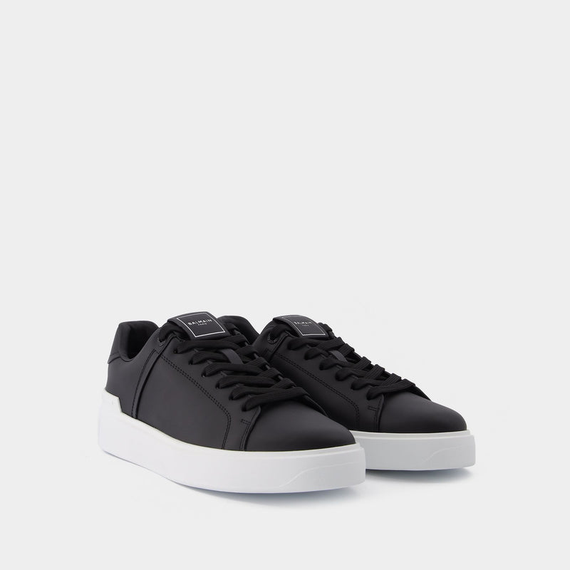 B Court-Calfskin in Black and White Leather