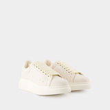 Oversized Sneakers - Alexander McQueen - Leather - White