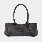 Le City East West Shoulder Bag - Balenciaga - Leather - Black