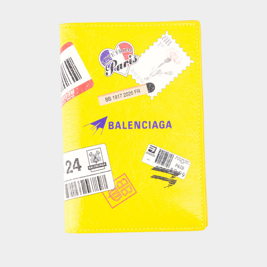 Cash Passport Holder - Balenciaga - Leather - Yellow