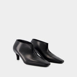 The Wide Shaft Ankle Boots - TOTEME - Leather - Black