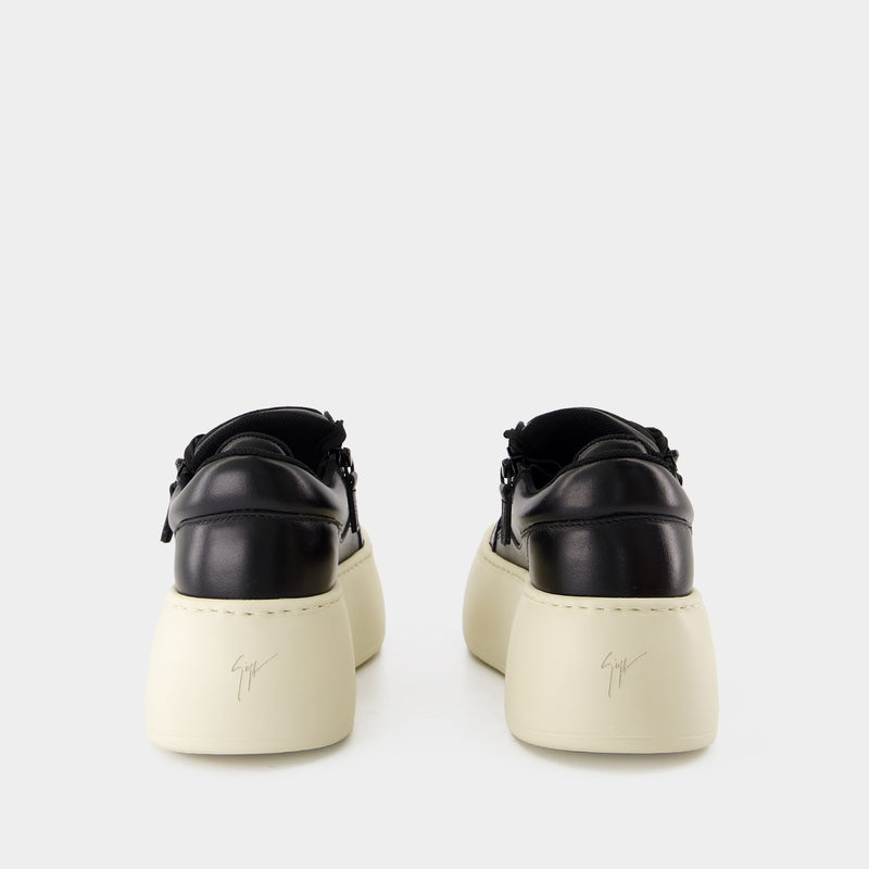 Gz94 Maxi Sneakers - Giuseppe Zanotti - Leather - Black