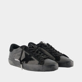 Super Star Sneakers - Golden Goose Deluxe Brand - Leather - Black