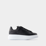 Oversize Sneakers - Alexander McQueen - Leather - Black