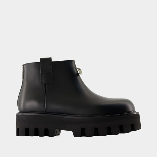 Ankle Boots - Alexander McQueen - Leather - Black