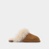 Scuff Sis in Brown Shearling