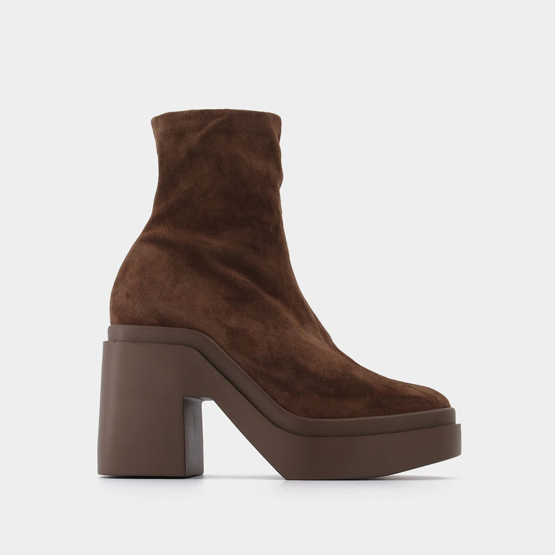 Nina8 Boots in Brown Leather