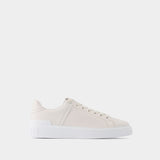 B Court-Calfskin in White Leather