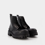 Strike Bootie L20 Ankle Boots in Black Smooth Leather