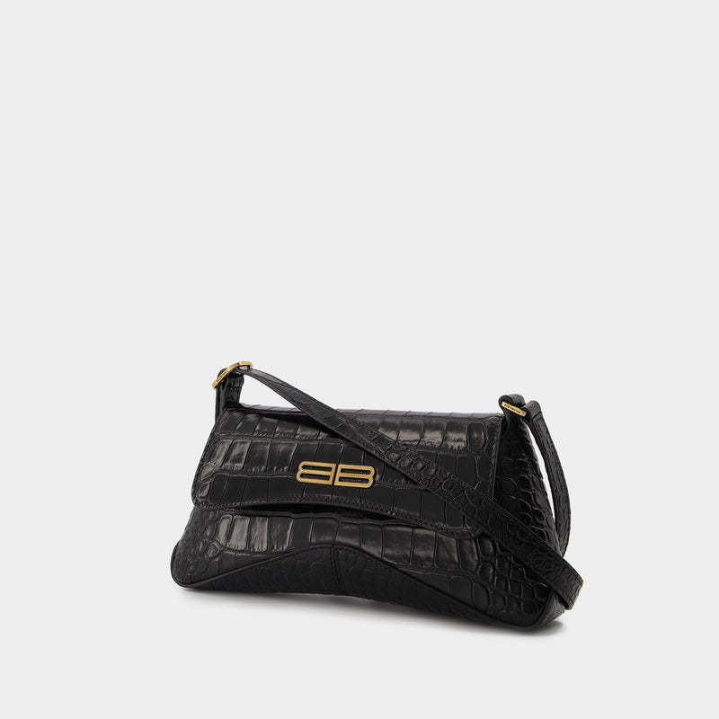 Flap Stret Bag in Black Leather