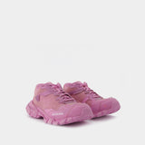 Track.3 Sneakers   in Pink
