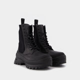 Trace Sm35A Boots in Black leather