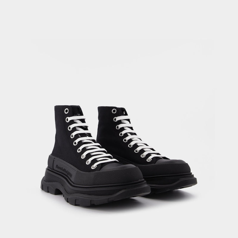 Tread Slick Boots in Black Leather