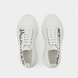 Tread Slick Sneakers - Alexander Mcqueen - White/Logo Multi - Canva