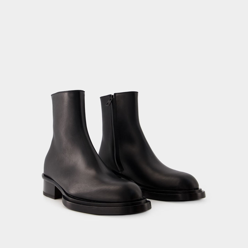 Cuban Stack Ankle Boots - Alexander Mcqueen - Leather - Black