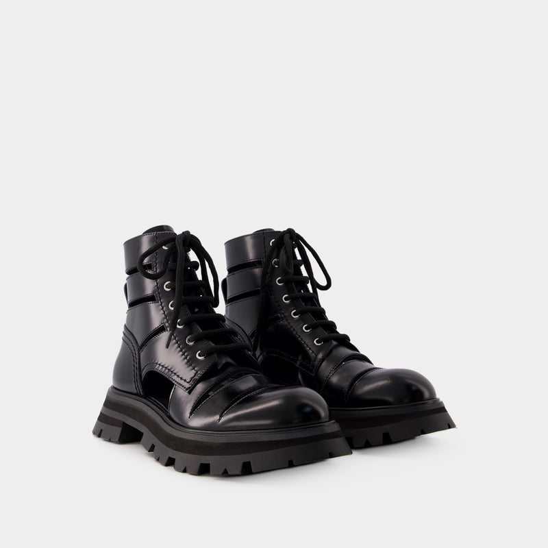 Wander Ankle Boots - Alexander Mcqueen - Leather - Black