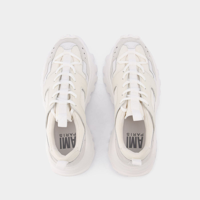 New Lucky 9 Sneakers in White Leather