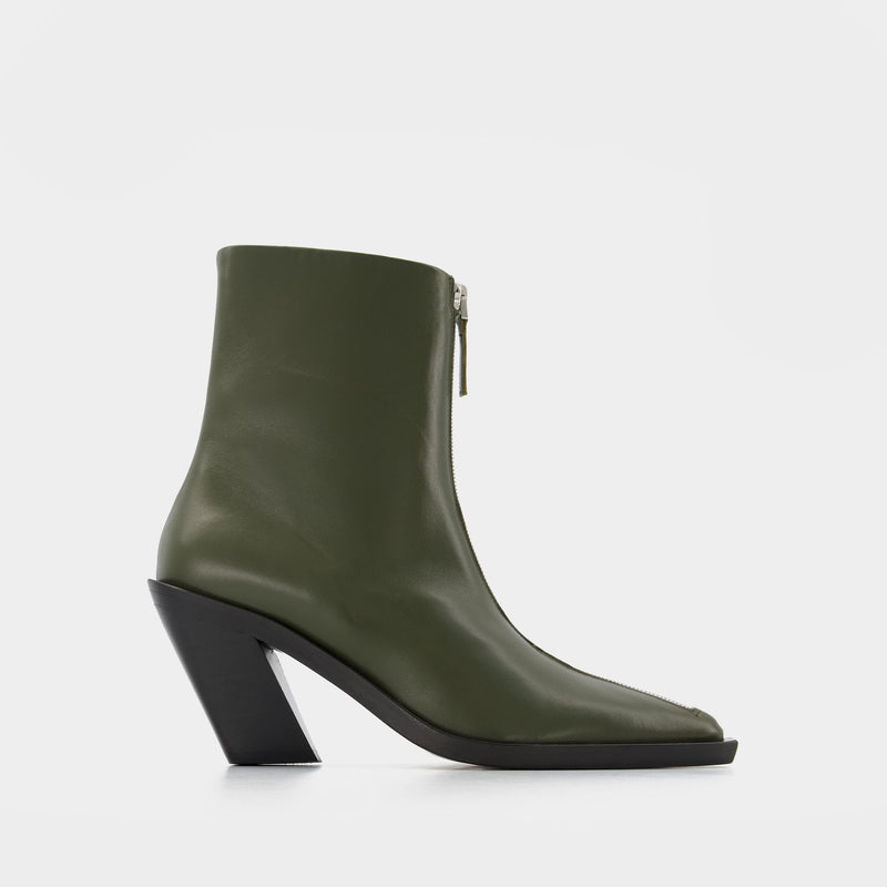 Eclair Zipper Boots in Khaki Leather