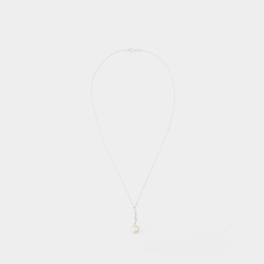 Lustre of the moon Necklace in Silver