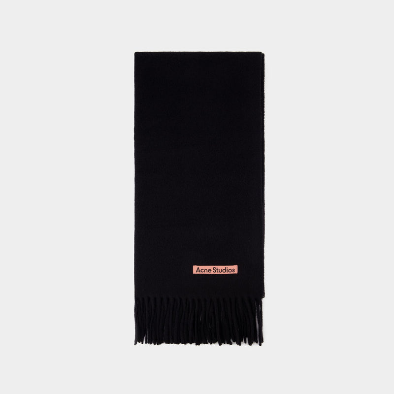 Canada Scarf in Black Wool