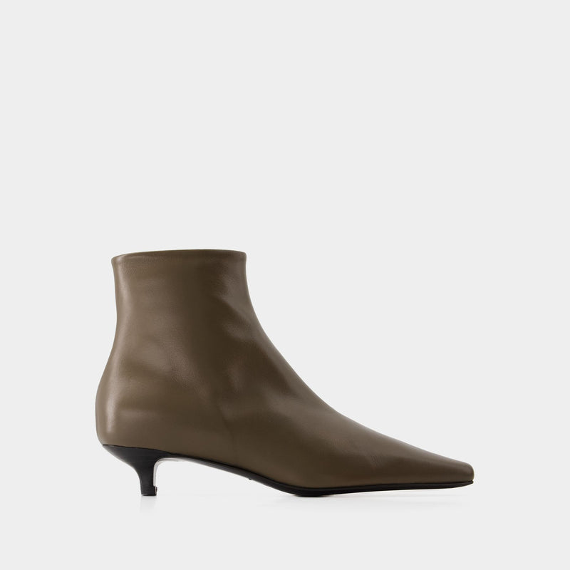 The Slim Ankle Boots - Toteme - Leather - Brown