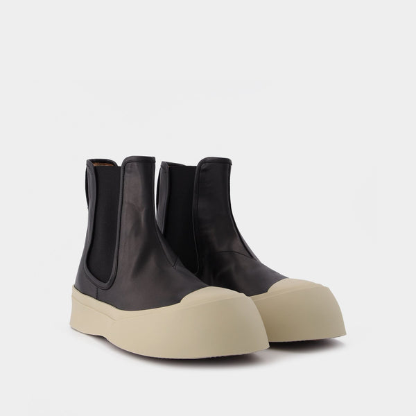Chelsea Boot Pablo in Black Leather