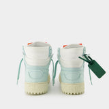 3.0 Off Court Sneakers - Off White - White/Mint - Leather