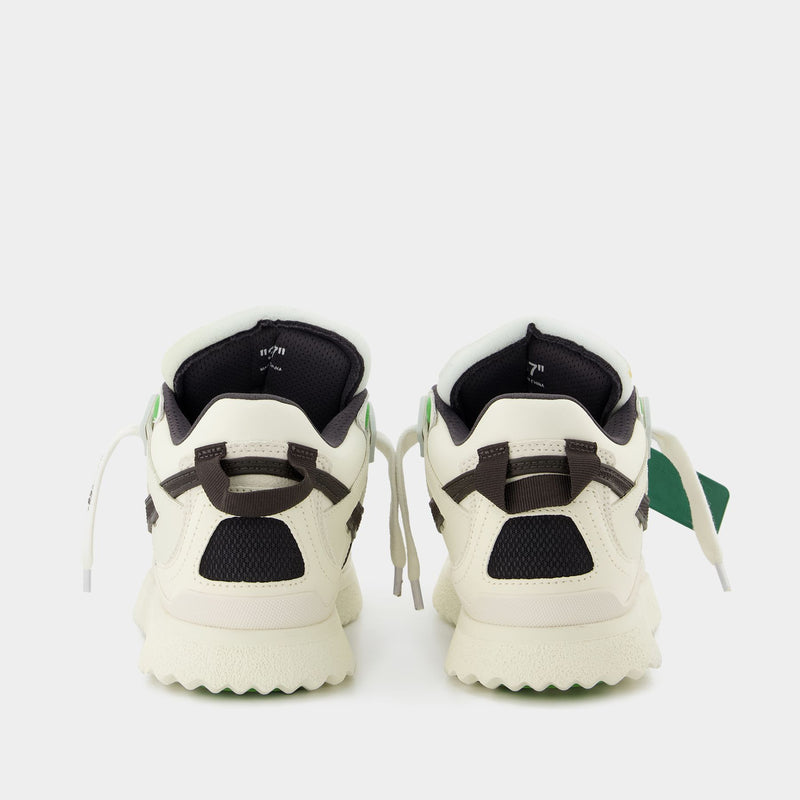 Mid Top Sponge Sneakers - Off White - White/Black - Leather