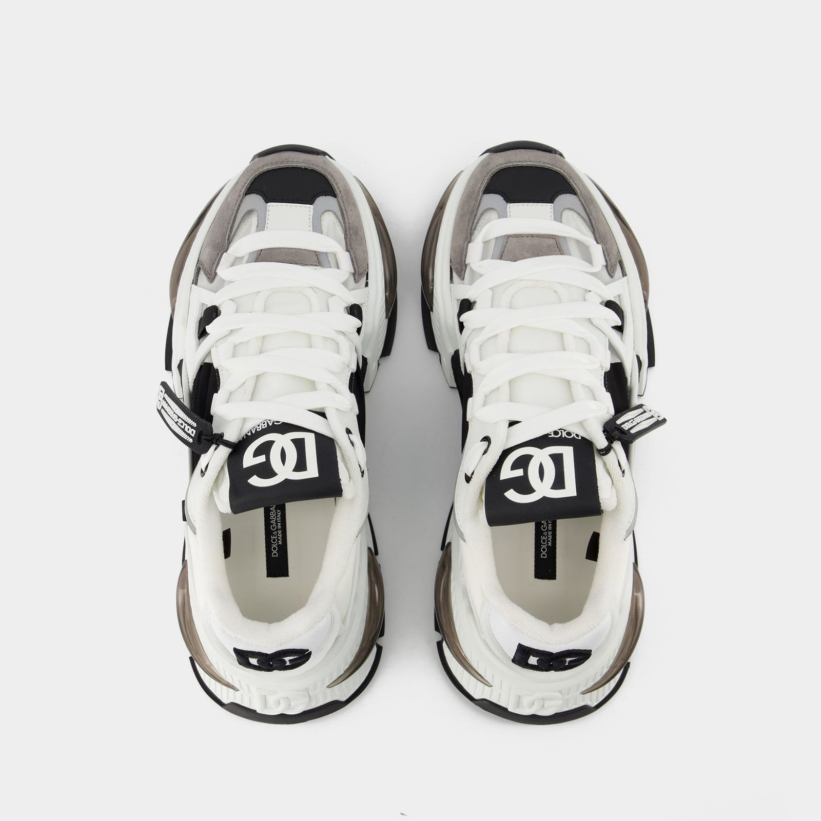 【関税込み】dolce & gabbana 'Airmaster' sneakers Dolce & Gabbana Airmaster Sneakers | italist