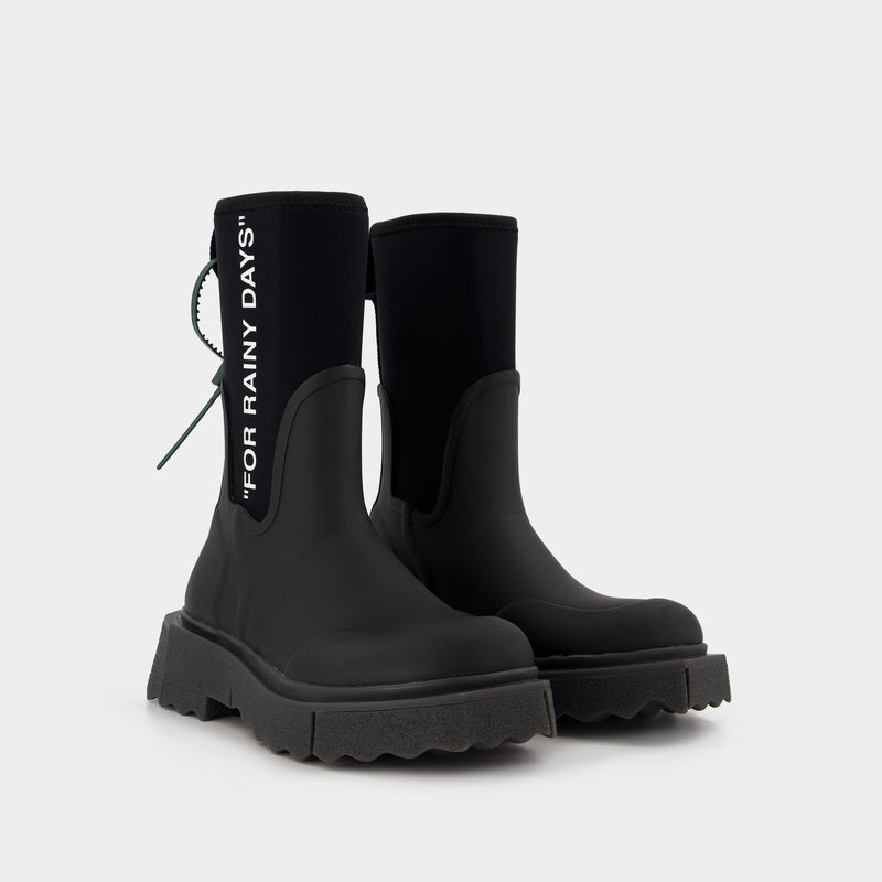 Rubber Sponge Sole Rainboots in Black/White