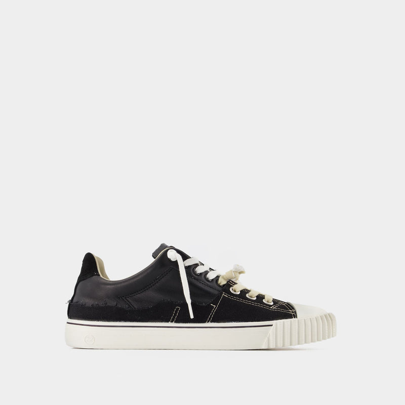 Replica Low Top Sneakers in Black Leather